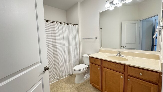 Photo - 2nd floor condo in Hearthstone Manor