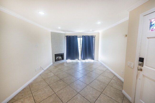 Photo - 3550 Sunset Ln Unit 3550 Sunset Lane  13 -