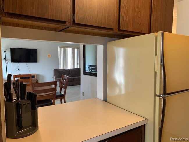 Photo - 22140 Dante St