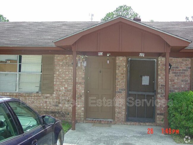 Building Photo - 985 Live Oak Dr Rental