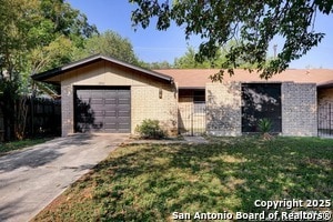 Building Photo - 2105 Darwin Dr Rental