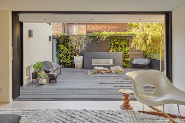 Photo - 169 Amber Dr