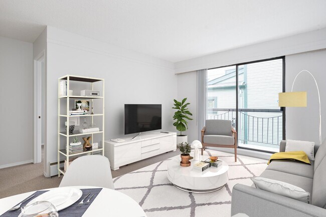 Photo - Royale Unit 00101