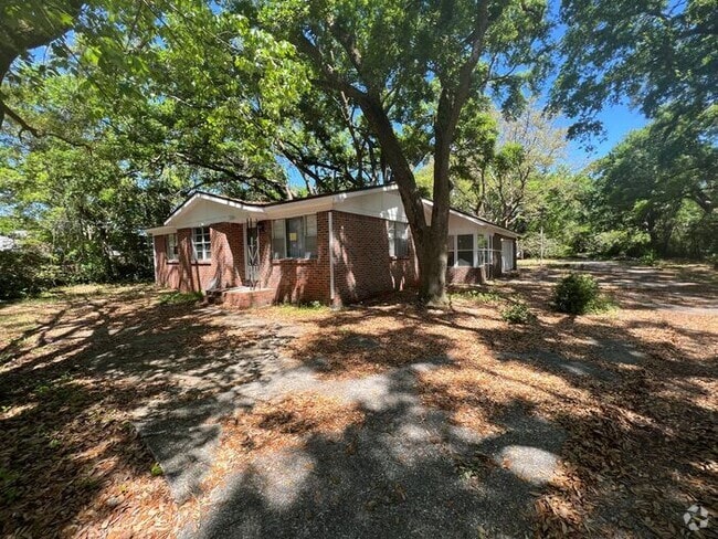 Building Photo - Warrington - 3 Bedroom, 2 Bathroom Rental