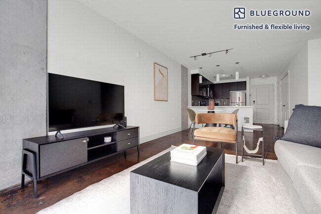 Photo - 10595 Main St Unidad FL2-ID293