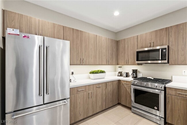 Photo - 11257 Rainbow Peak Ave Unit 204