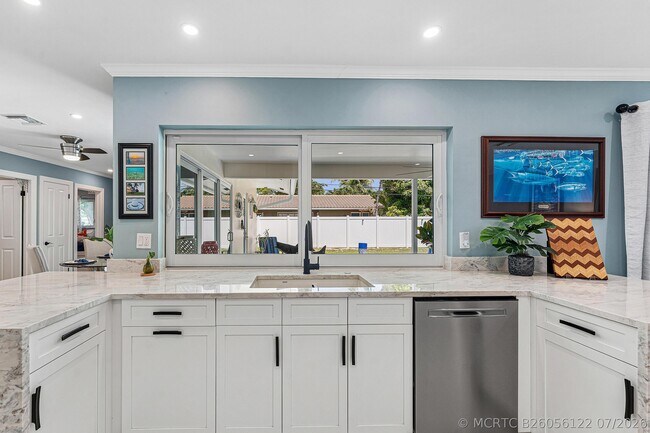 Photo - 4430 NE 30th Ave