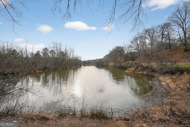 Photo - 3921 Riverlook Pkwy SE Unit 210