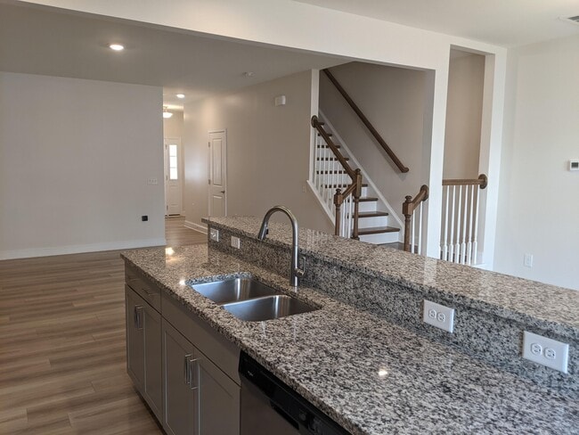 Photo - 1413 Sunset Peak Wy