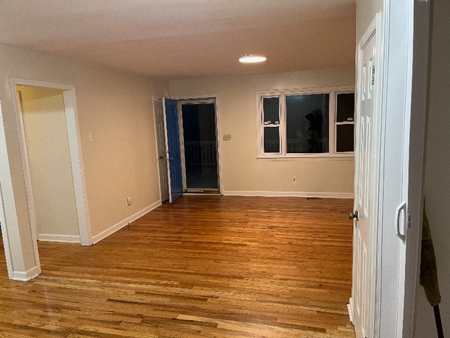 Photo - 4217 Colebrook Rd