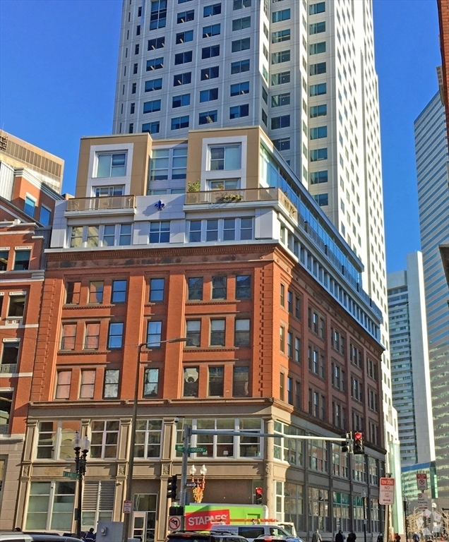 Building Photo - 88 Kingston St Unit 4E Rental