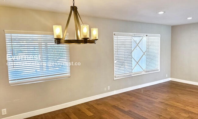 Photo - 2002 W Northview Ave