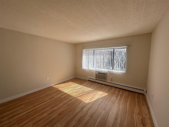 Photo - 16 Central St Unidad 3