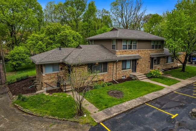 Hanssler Court Apartments