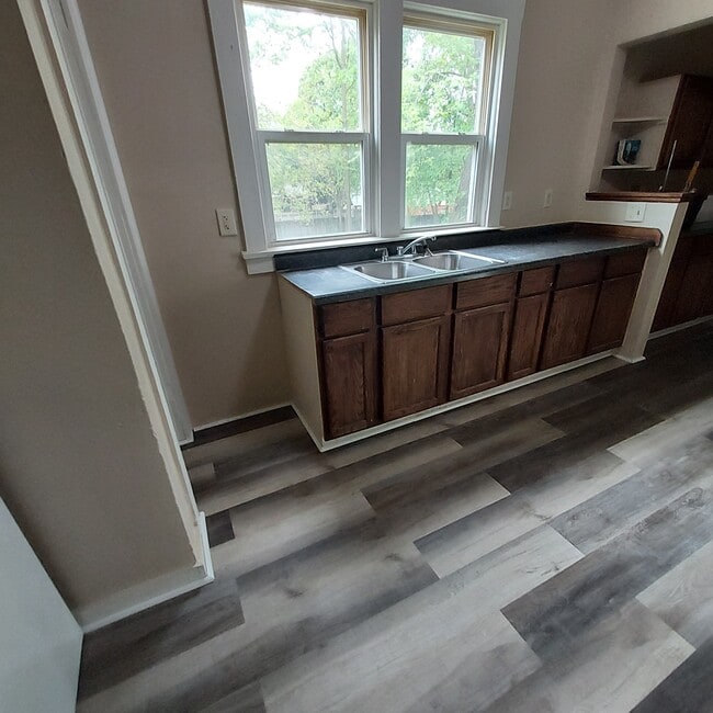 Photo - 1416 Chestnut St