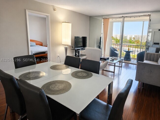 Photo - 2859 Leonard Dr Unit G509