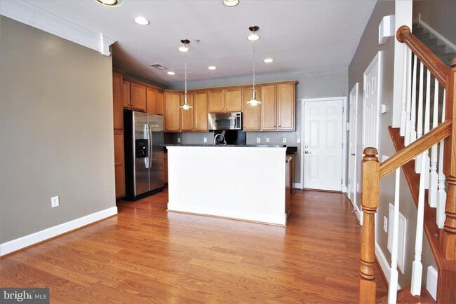 Photo - 2382 Brookmoor Ln