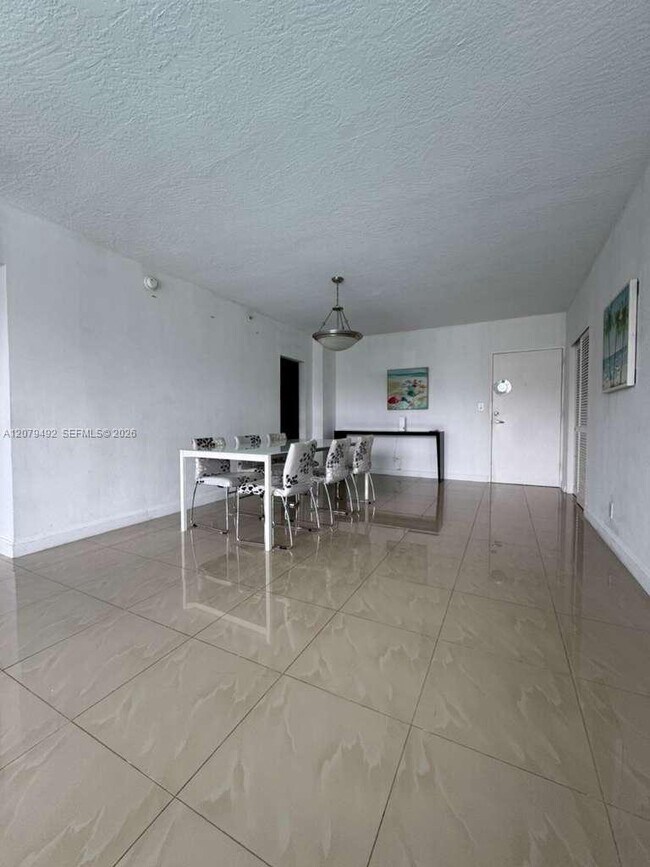 3000 S Ocean Dr Unit 200
