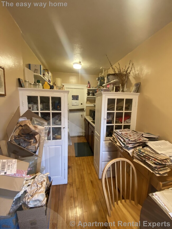Building Photo - 28 Quint Ave Rental
