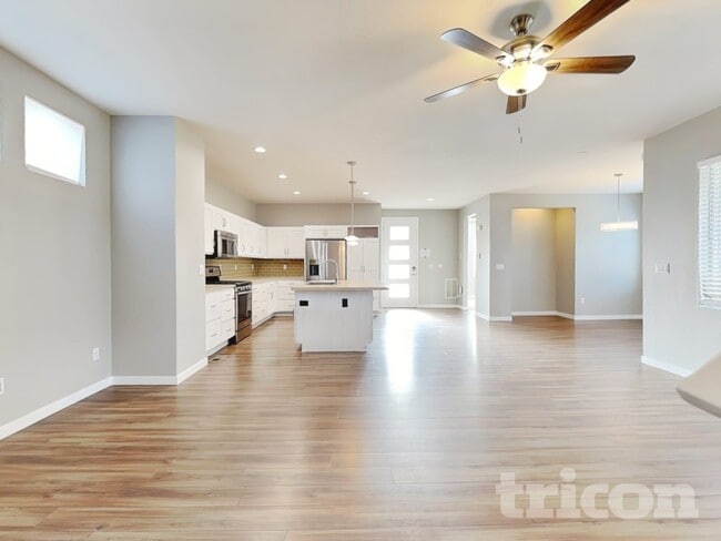 Photo - 10239 Southlawn Cir