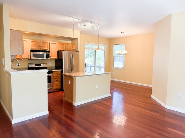 Photo - 635 Gooseberry Dr