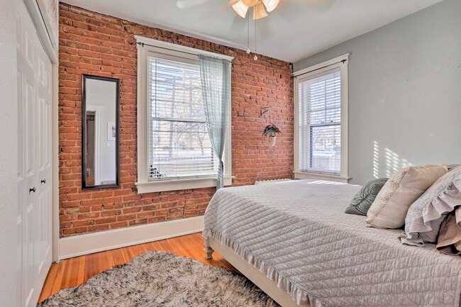 Building Photo - 1401 Fillmore St Unit 2