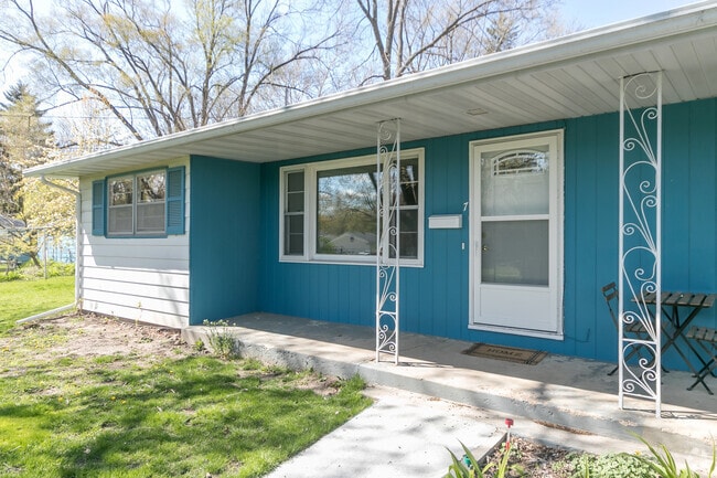 Building Photo - 4807 Camden Rd Rental
