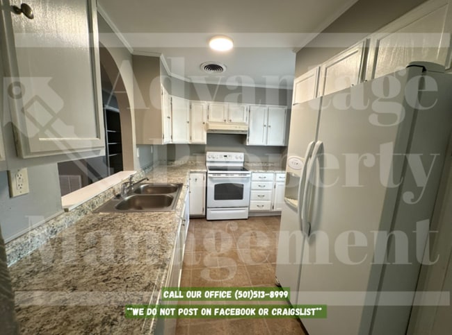 Photo - 1601 Robins St