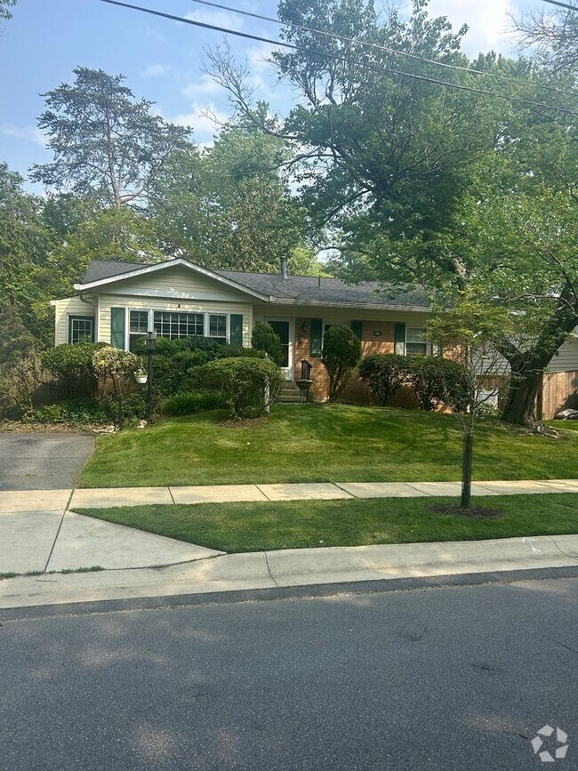 Building Photo - Spacious 4br Rockville Rental