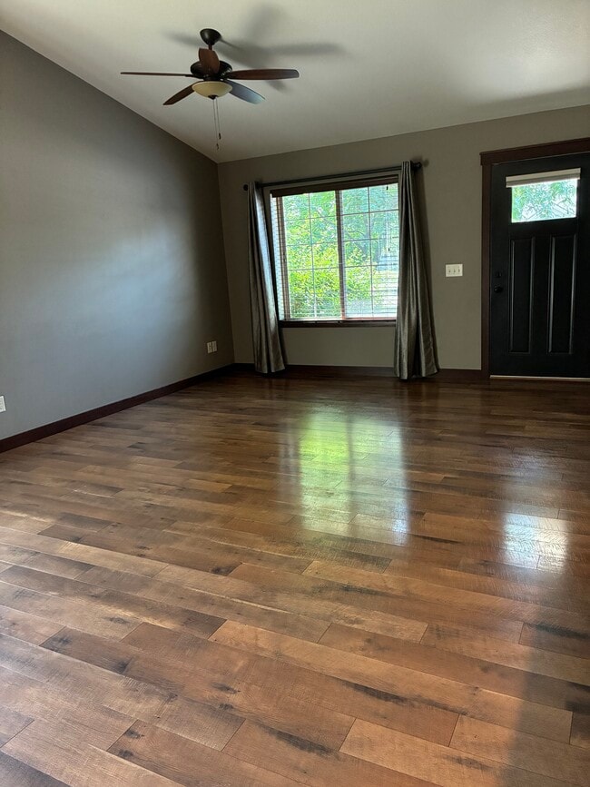 Photo - 2850 Swallowtail Ct