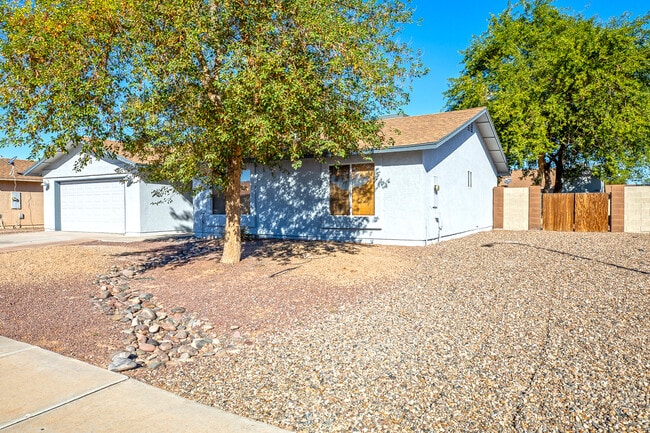 Photo - 6146 E 41st Pl