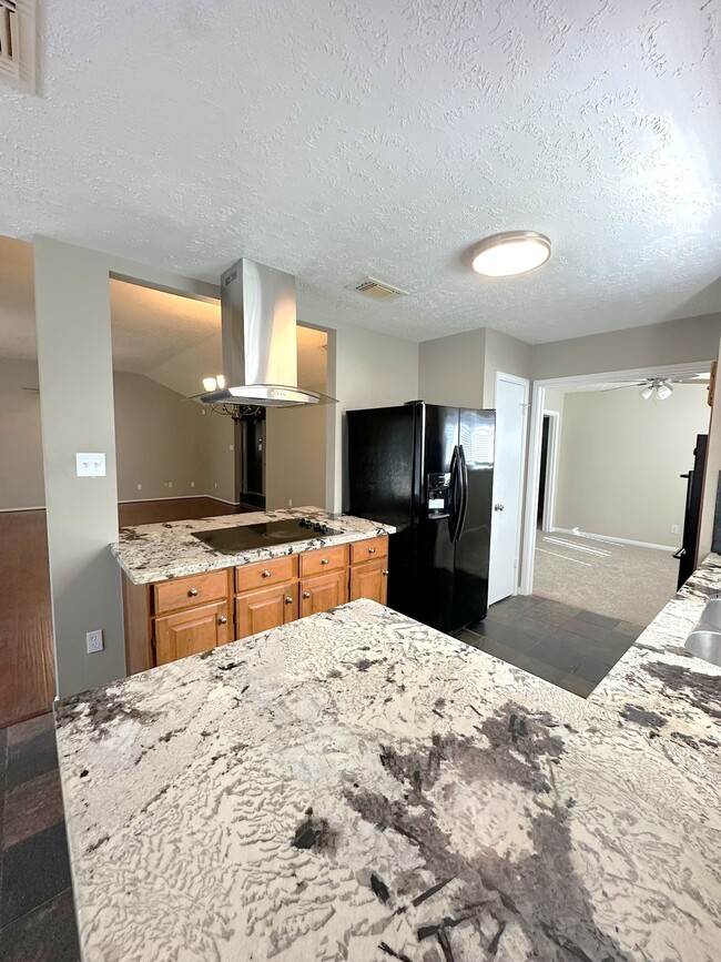 Photo - 21314 Highland Knolls Dr