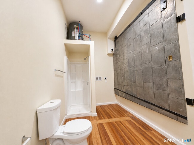 Photo - 105 Bank St Unit 2D