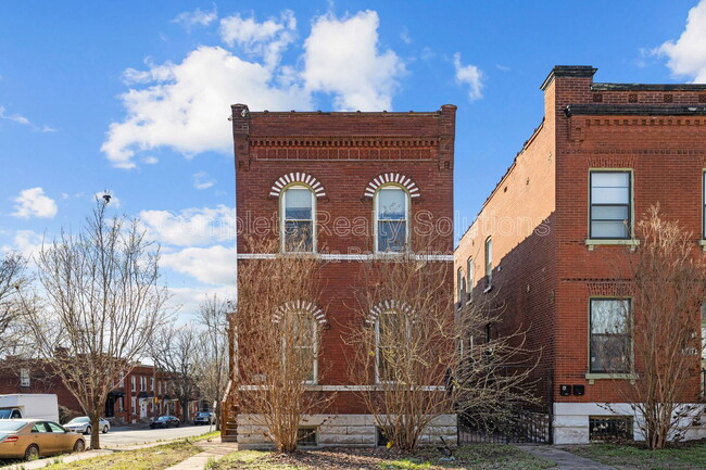 Building Photo - 3259 Minnesota Ave Unit 1f