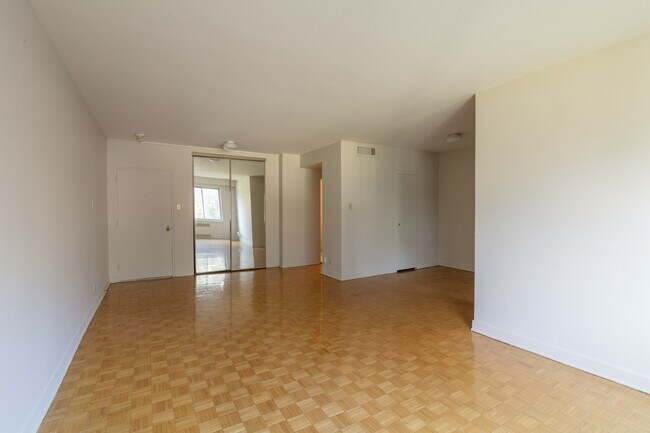 Photo - 3555 Chem. de la Côte des Neiges Unit 515