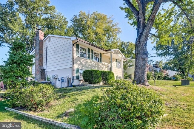 Building Photo - 4512 Knoll Dr Rental