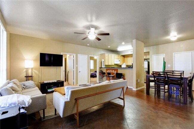 Photo - 4X2 West Campus Condo Under $900 Per Bedroom Unit #301