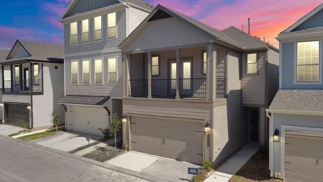 Building Photo - 3420 Avondale Vw Dr