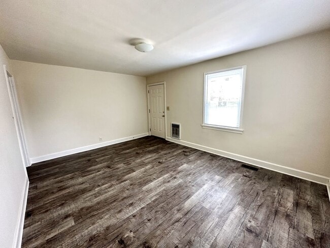 Photo - 2 Bedroom Home For Rent Near The Montgomery County Library!