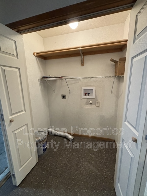 Photo - 307 Washington St