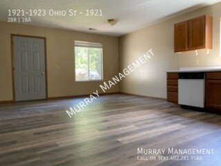 Photo - 1921-1923 Ohio St-1921 Unit 1921