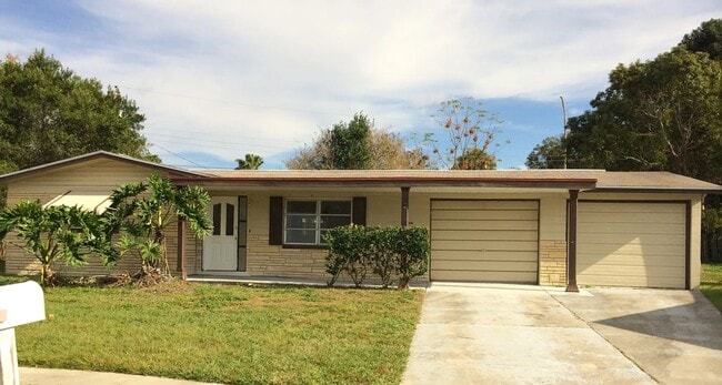Building Photo - 3 Bed and 1.5 Bath Rental