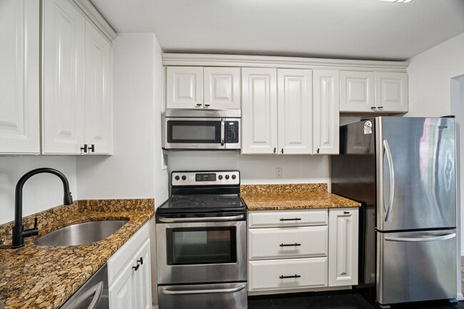 Photo - 1111 River Rd Unidad G10