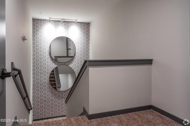 Photo - 607 S 11th St Apartment Unit 203