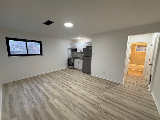 Photo - Kirkup Ave Unidad 1