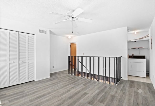 Photo - 4618 Overlook Dr