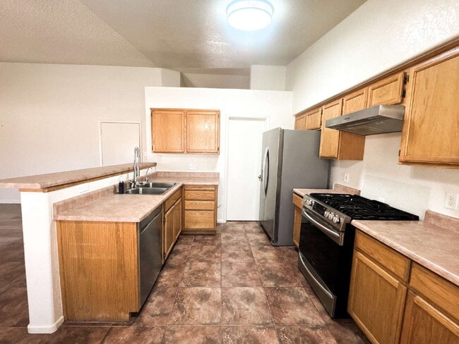 Photo - "Charming 3-Bed, 2-Bath Solar and Pool Home!"