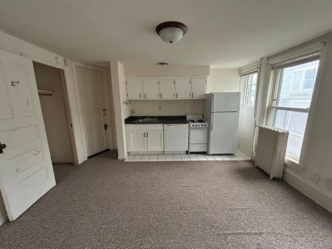 Photo - 137 E Gorham St Unit 6