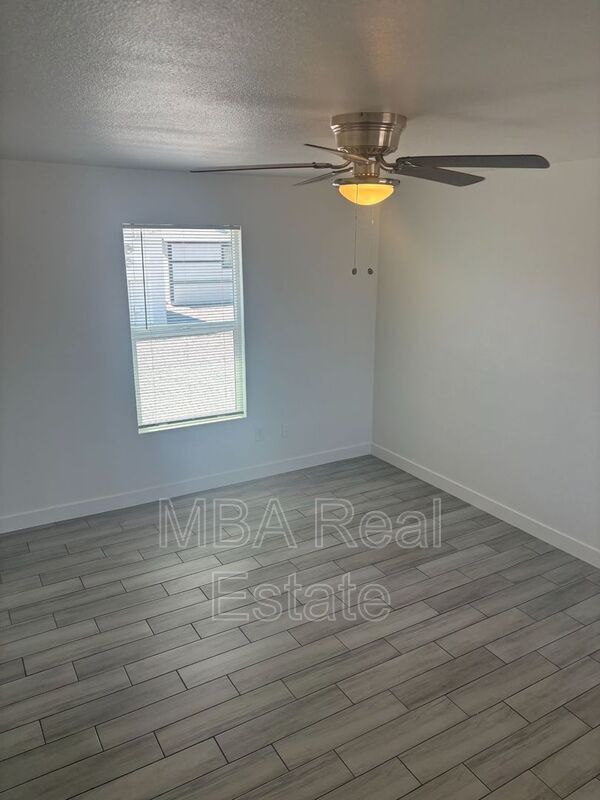 Photo - 5040 N 18th Ave Unit #1