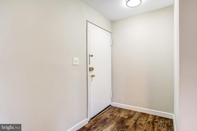 Building Photo - 12215 Braxfield Ct Unit 106